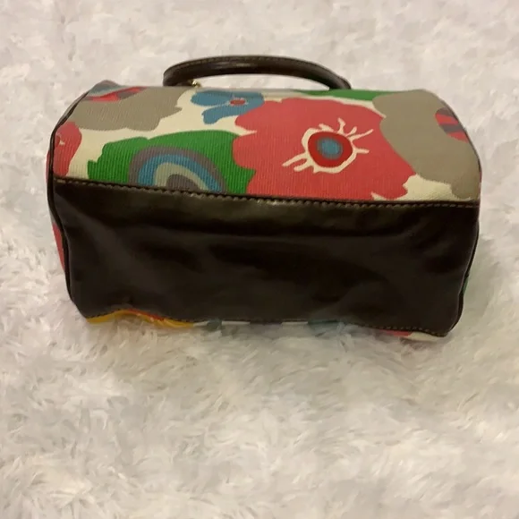 “Victoria Secret” Tote - Picture 5 of 6